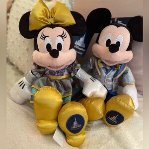 Walt Disney World 50th Anniversary Mickey & Minnie Mouse Plush